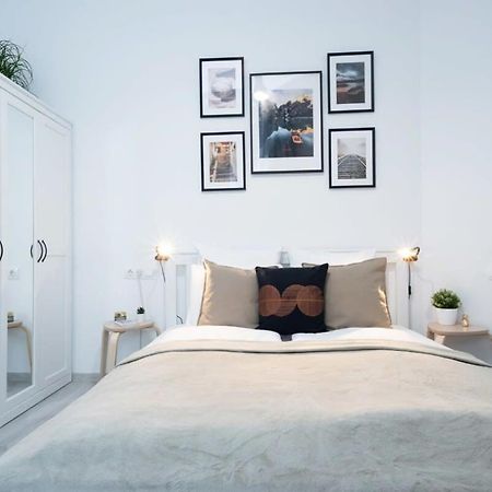 New Home At Exlusive Central Location Будапеща Екстериор снимка
