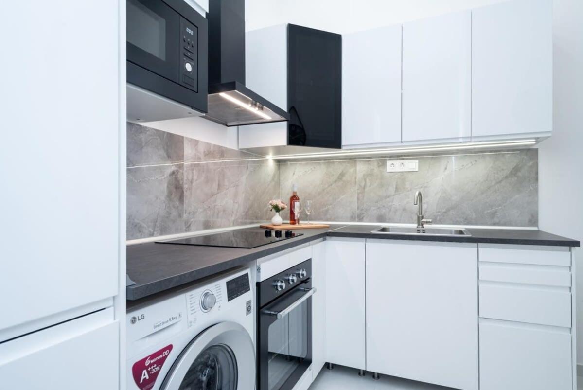 New Home At Exlusive Central Location Будапеща Екстериор снимка